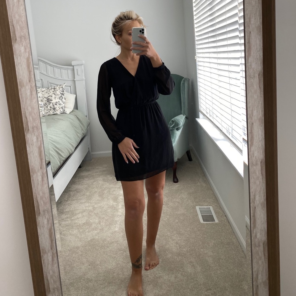 Express black long sleeve dress